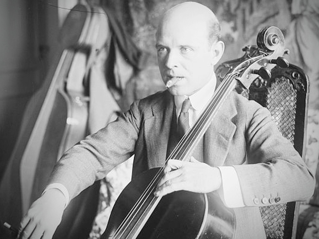 . Pablo (Pau) Casals .