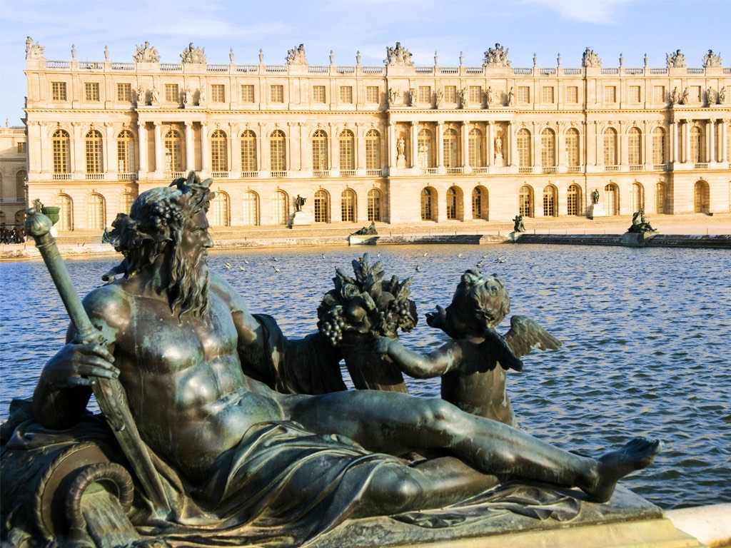 . Versailles .